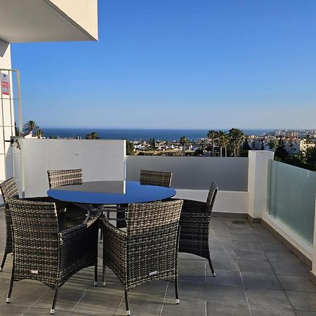Golf En Baviera Con Vistas Al Mar Apartamento Caleta De Velez Exterior foto