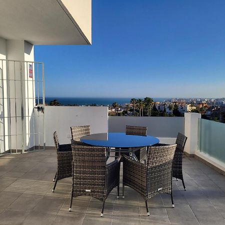 Golf En Baviera Con Vistas Al Mar Apartamento Caleta De Velez Exterior foto