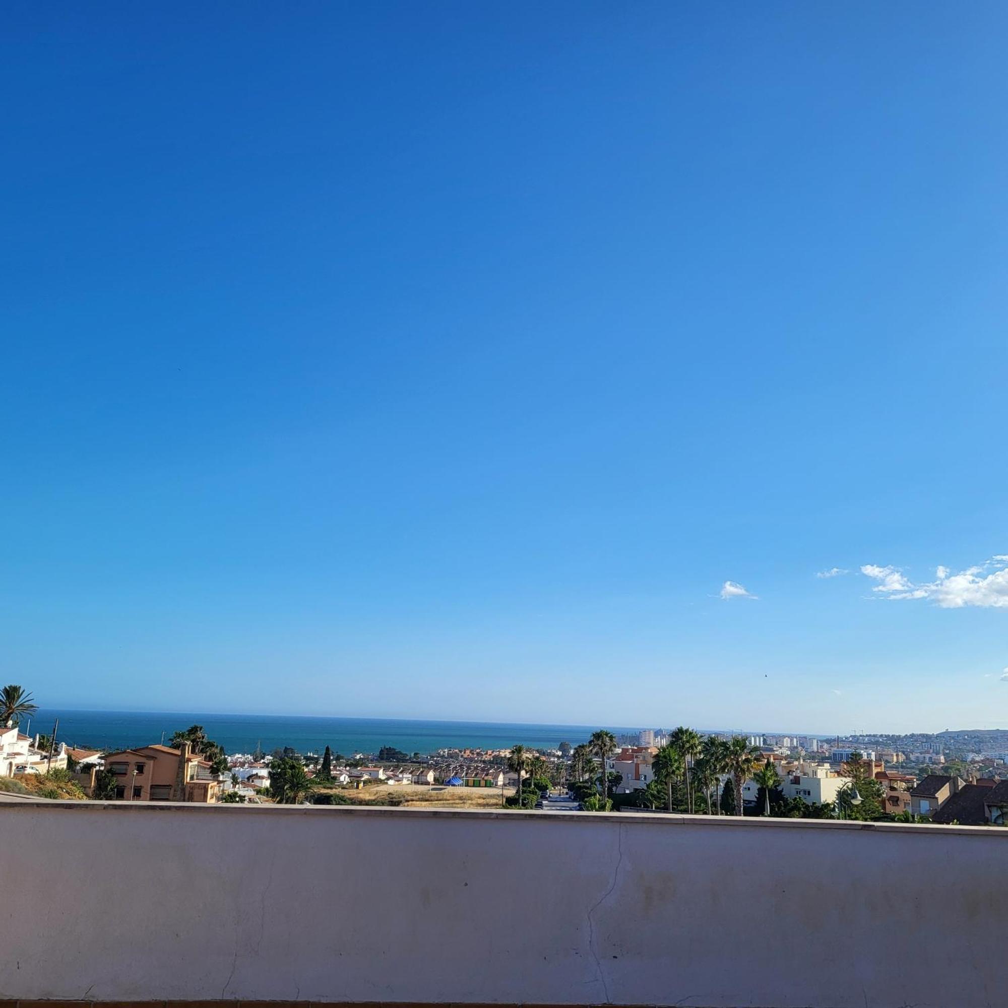 Golf En Baviera Con Vistas Al Mar Apartamento Caleta De Velez Exterior foto