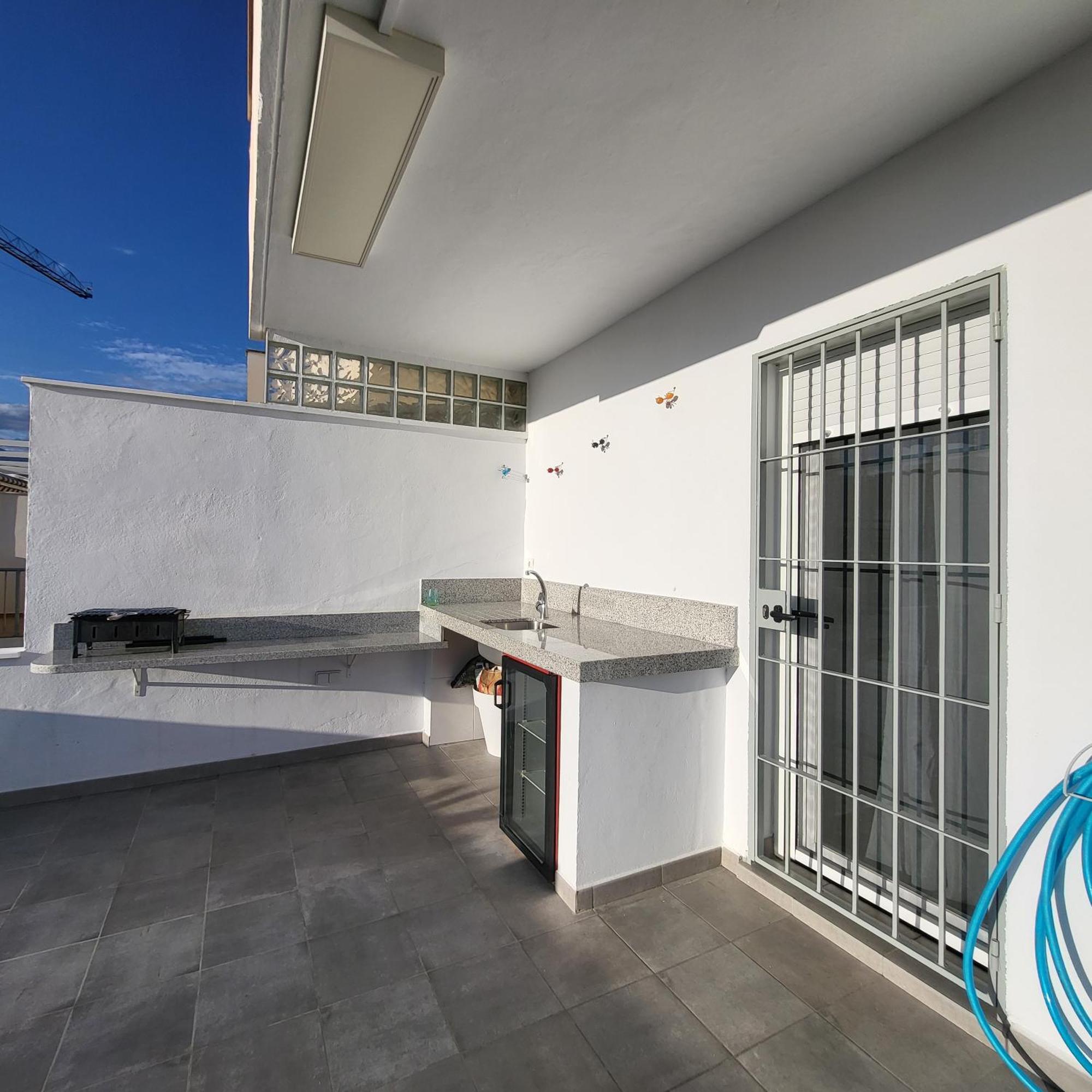 Golf En Baviera Con Vistas Al Mar Apartamento Caleta De Velez Exterior foto