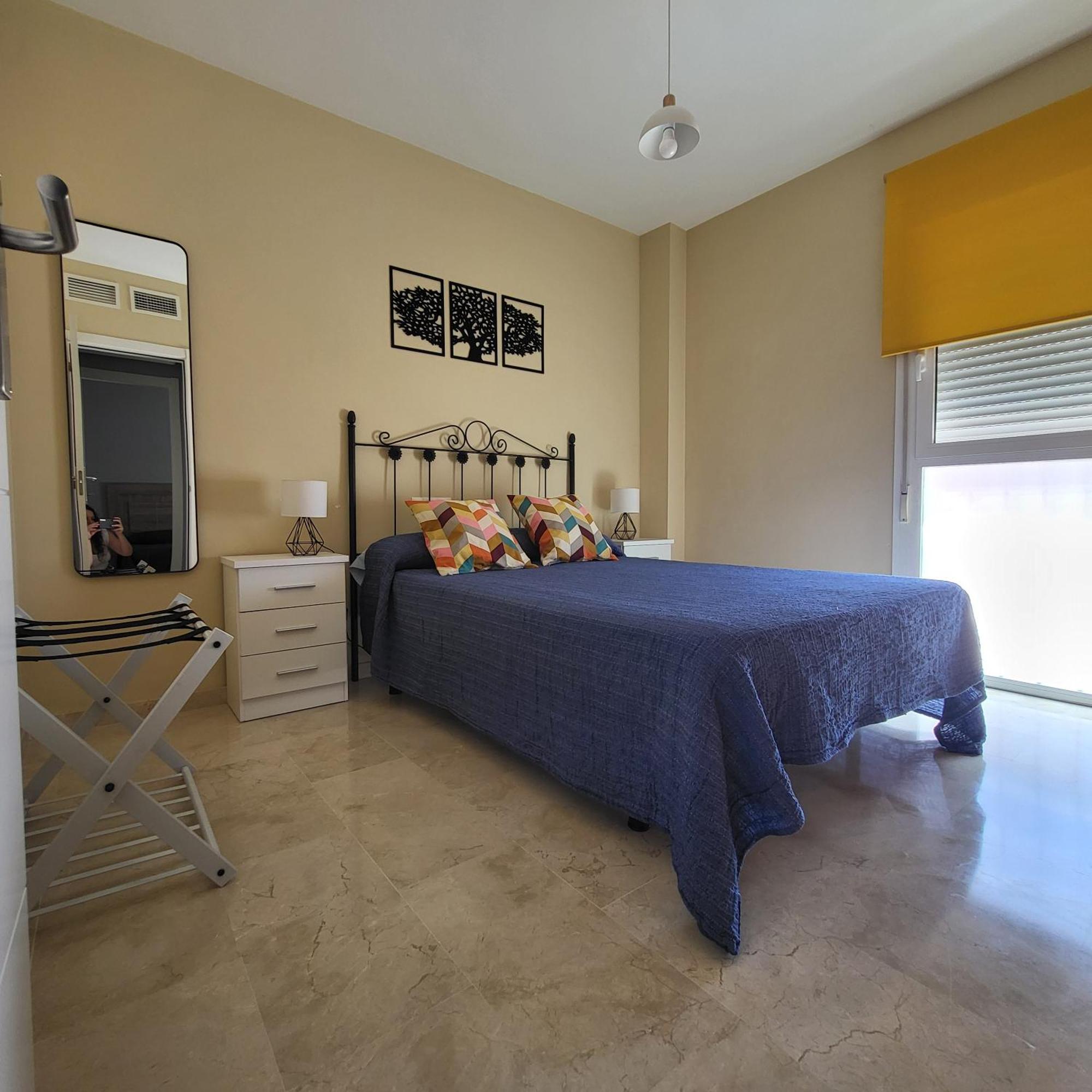 Golf En Baviera Con Vistas Al Mar Apartamento Caleta De Velez Exterior foto